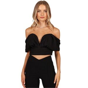 Deep V Neckline With Structured Boning Off The Shoulder Top.